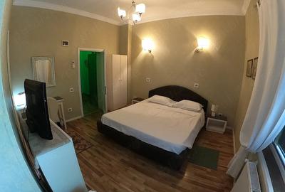 Casă cu Teren 220 Mp în Ultracentral - 1