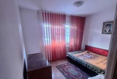 Apartament cu 3 camere decomandat, mobilat în Inel II