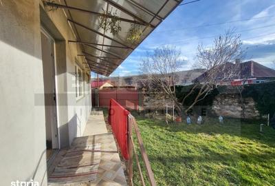 Casă cu 4 camere cu Teren 240 Mp în Baciu