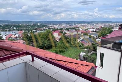 Casă individuală cu 10 camere cu Canalizare în Zorilor - 1