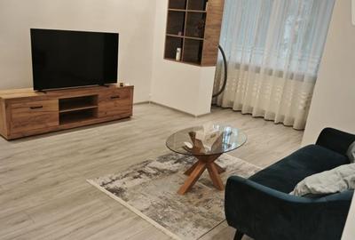 Apartament cu 2 camere semidecomandat în P-ța Amzei - 1