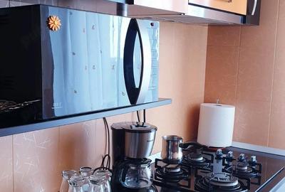 Apartament cu 3 camere decomandat în Exterior Vest