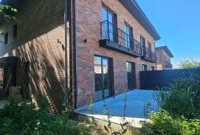 Duplex cu 4 camere cu Canalizare în Vest - 1