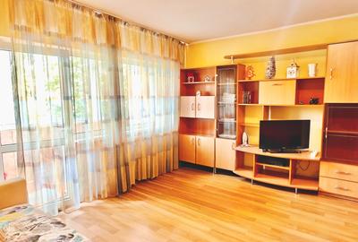 Garsonieră decomandată în Păcii