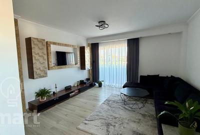Apartament cu 3 camere semidecomandat, mobilat în Între Lacuri