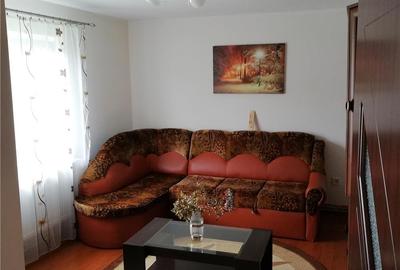 Casă cu 4 camere cu Teren 3600 Mp în Obislavu - 2