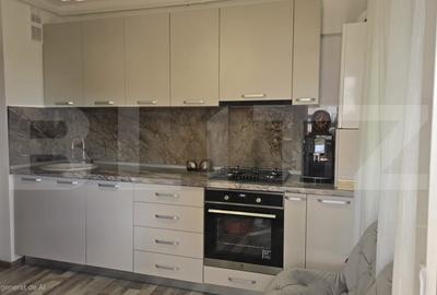 Apartament cu 2 camere semidecomandat, mobilat în Micro 16