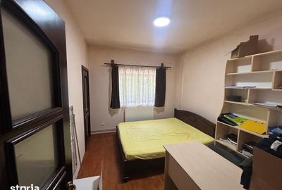 Apartament cu 3 camere decomandat în Copou - 2