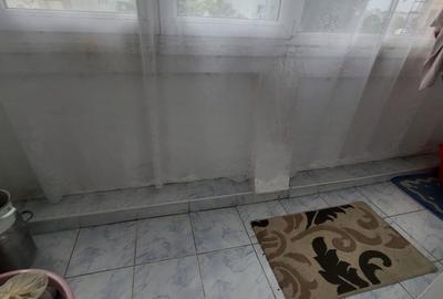 Apartament cu 3 camere decomandat în Mioriței