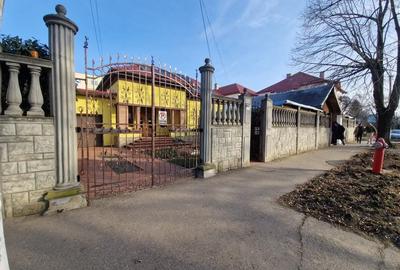 Casă cu 4 camere în Ultracentral