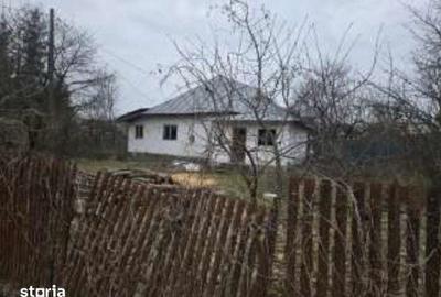 Casă cu 2 camere cu Teren 432 Mp în Valea Mare