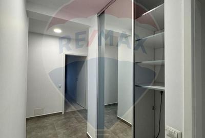 Apartament cu 3 camere în Piatra - 4