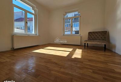 Casă cu 3 camere cu Teren 85 Mp în Central - 7