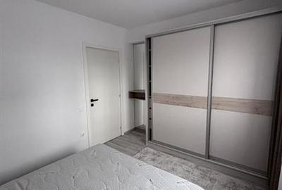Apartament cu 2 camere decomandat, mobilat în Tractorul - 10