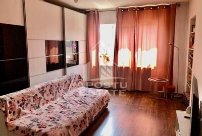 Apartament cu 2 camere decomandat, mobilat în Fabric