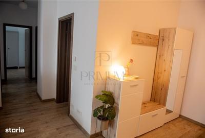 Apartament cu 3 camere decomandat, mobilat în Soarelui