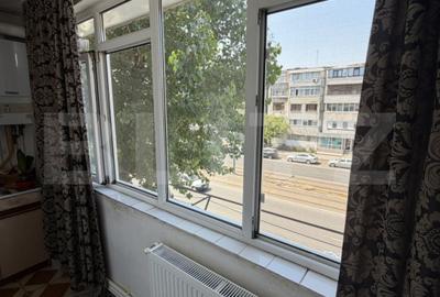 Apartament cu 2 camere decomandat, mobilat în Central