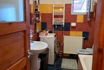 Casă cu 2 camere cu Teren 300 Mp în Central