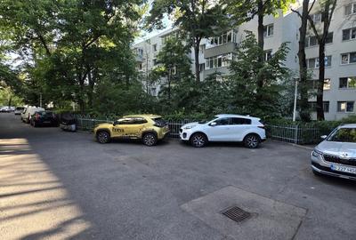 Apartament cu 3 camere semidecomandat în Titan - 1
