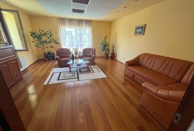 Casă cu 5 camere în Caransebeș - 9