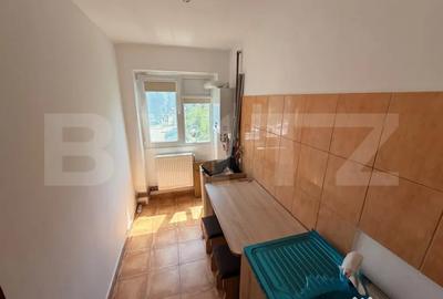 Apartament cu 2 camere semidecomandat în Micro 6