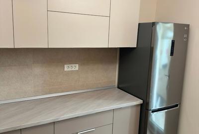 Apartament cu 2 camere decomandat, mobilat în Capitol