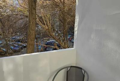 Garsonieră decomandată în Tineretului