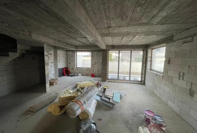 Duplex cu 4 camere cu Canalizare în Palazu Mare - 6