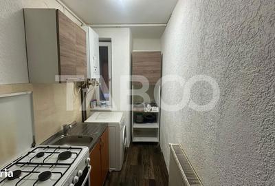 Apartament cu 2 camere nedecomandat, mobilat în Mihai Viteazul