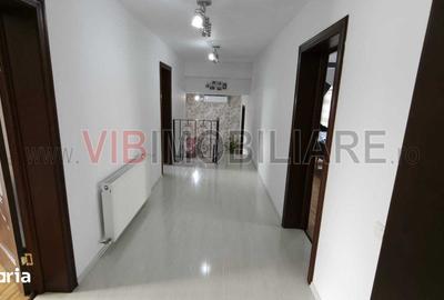 Casă cu 9 camere cu Teren 610 Mp în Ion Creangă - 4