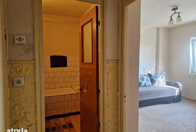 Apartament cu 2 camere decomandat în Republicii - 15