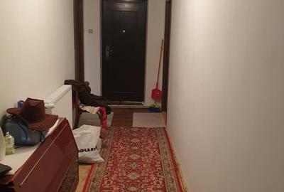 Casă cu 4 camere decomandat în Central - 1