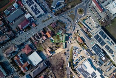 Casă individuală cu 7 camere cu Canalizare în Cartierul Nord - 12