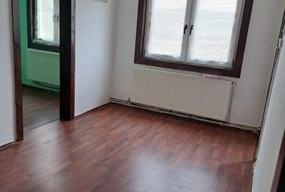 Apartament cu 2 camere semidecomandat în Solidarității
