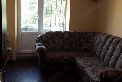 Apartament cu 3 camere decomandat în Parcul Carol - 1