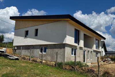 Casă individuală cu 3 camere cu Teren 500 Mp în Tăuții-Măgherăuș