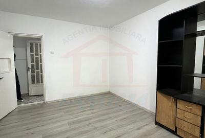 Garsonieră decomandată în Micro 19 - 7