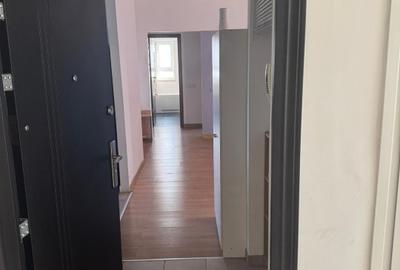 Apartament cu 3 camere semidecomandat în Băneasa - 3