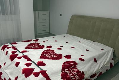 Apartament cu 2 camere decomandat în Valea Adâncă