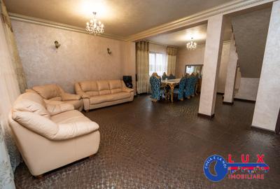 Casă individuală cu 5 camere cu Canalizare în Central - 5