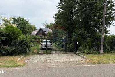 Casă cu 4 camere în Ciușlea