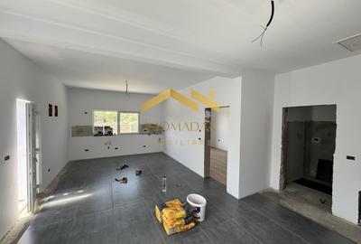 Duplex cu 3 camere cu Canalizare în Sânmihaiu Român - 3