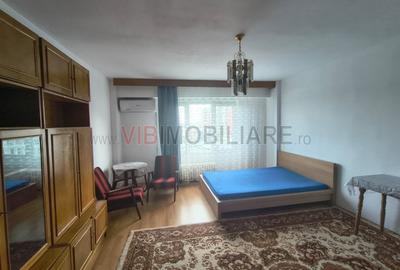 Garsonieră decomandată în Ștefan cel Mare