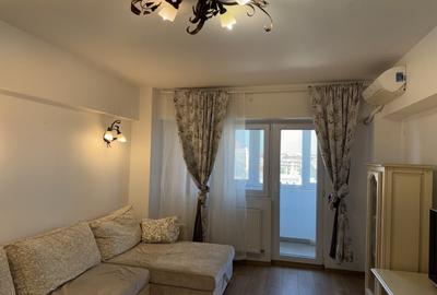 Apartament cu 2 camere decomandat, mobilat în Universitate