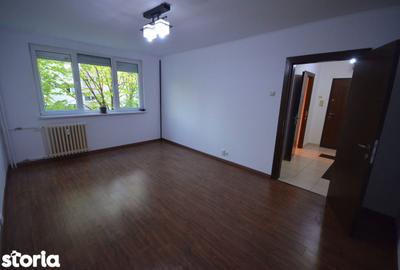 Apartament cu 3 camere decomandat, mobilat în Titan - 10