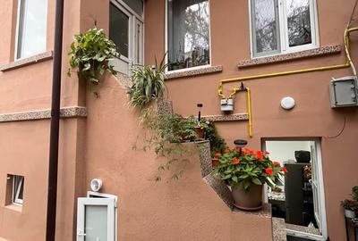 Casă individuală cu 5 camere cu Canalizare în Unirii