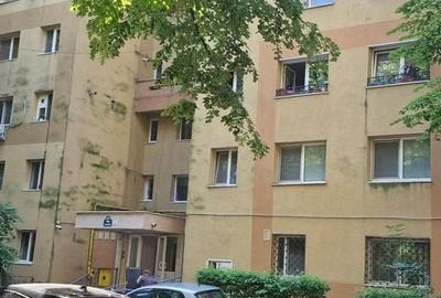 Apartament cu 3 camere în Drumul Taberei - 1