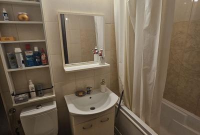 Apartament cu 2 camere decomandat în Ozana