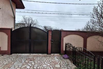 Casă individuală cu 7 camere cu Canalizare în Central - 5