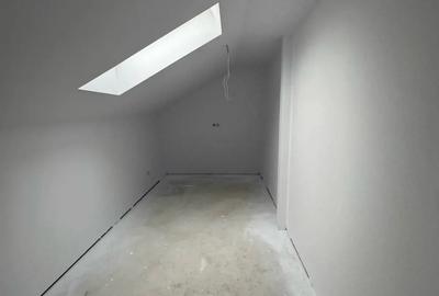 Casă cu Teren 605 Mp în Albina - 4